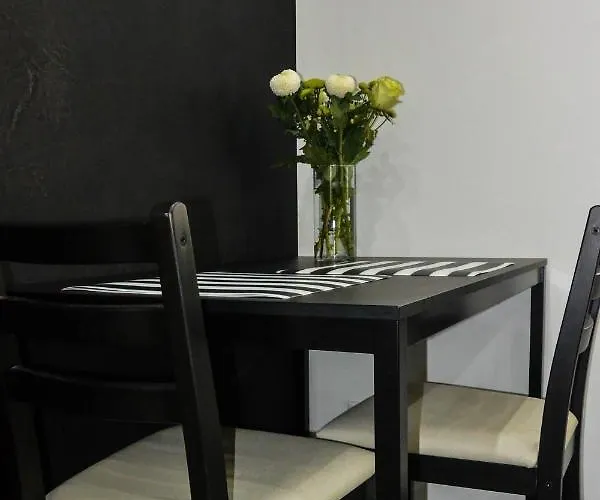 Rr Bus Station Apartamento *